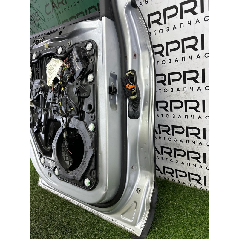 Дверь (наружные элементы кузова) Volkswagen Touareg NF 2013 3.6 7P0833055