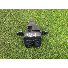 Замок багажника