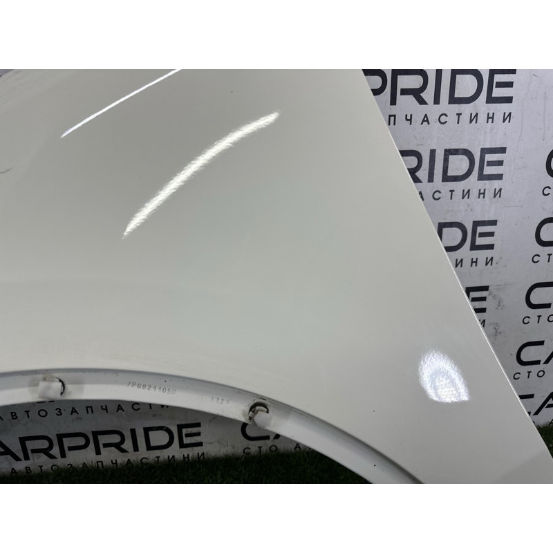 Крыло (наружные элементы кузова) Volkswagen Touareg NF 2011 3.6 7P6821105E