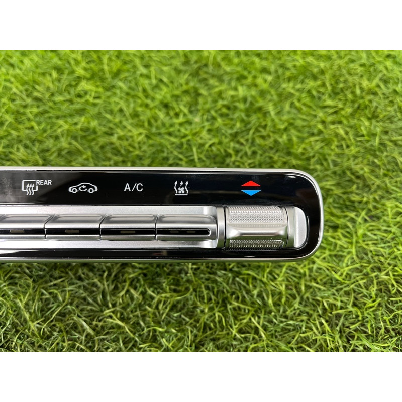 Блок управления климат-контролем (электрика / блоки управления) Mercedes-Benz EQB 350 X243 2022 A2479057003