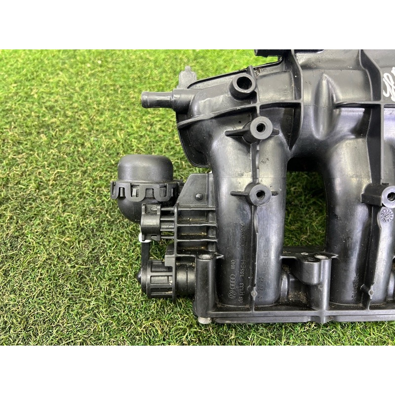 Коллектор впускной (впускная система) AUDI A4 B8 2012 2.0 CAEB 06H133201AF