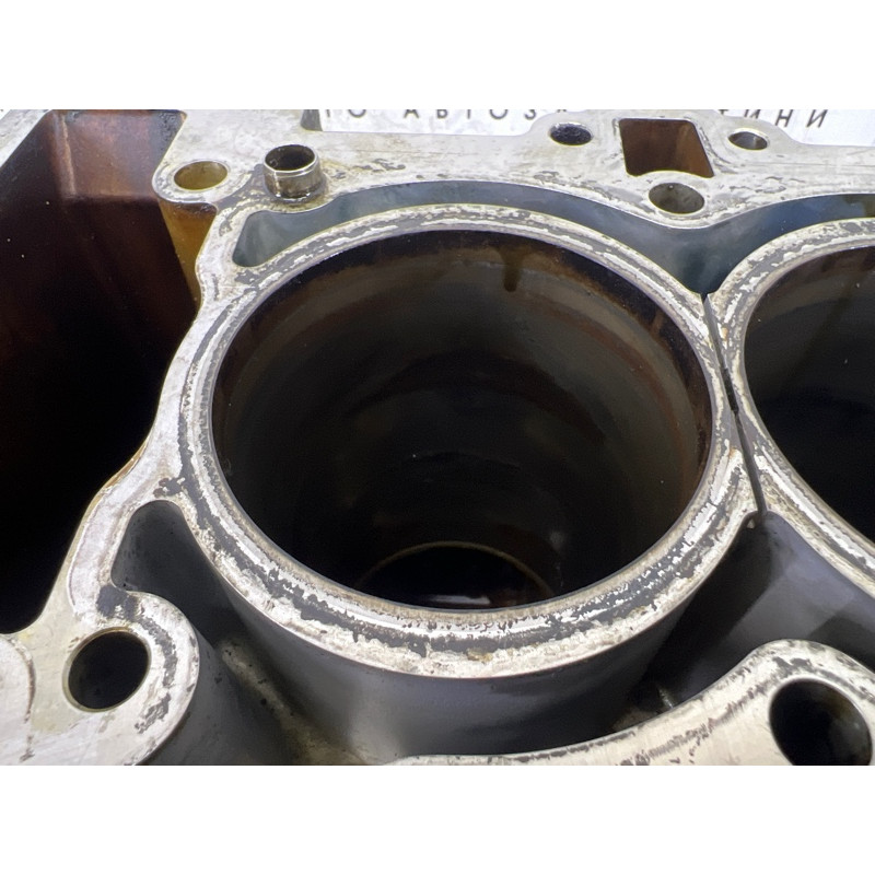 Блок цилиндров (двигатель и элементы) BMW X5 E70 2013-2015 3.0 11112161561