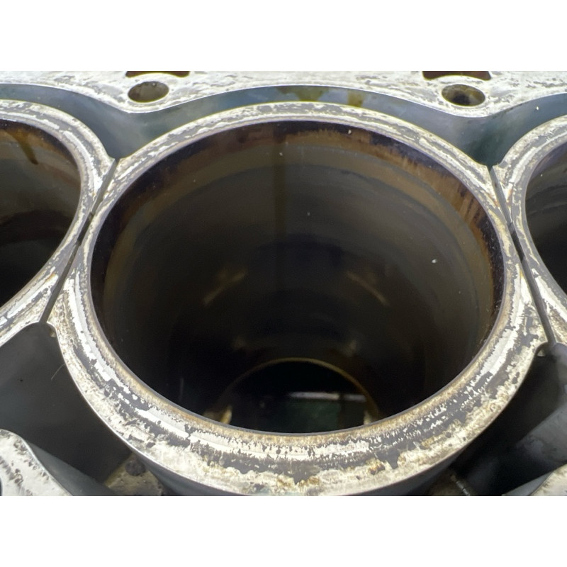 Блок цилиндров (двигатель и элементы) BMW X5 E70 2013-2015 3.0 11112161561
