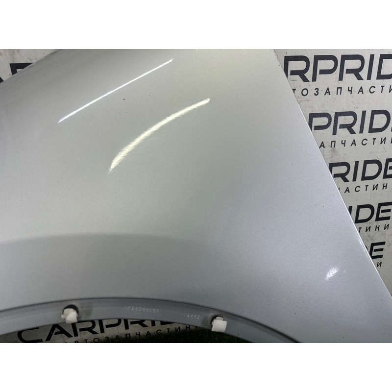 Крыло (наружные элементы кузова) Volkswagen Touareg NF 2013 3.6 7P6821105E