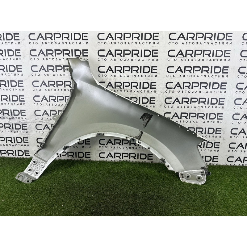 Крыло (наружные элементы кузова) Volkswagen Touareg NF 2013 3.6 7P6821105E