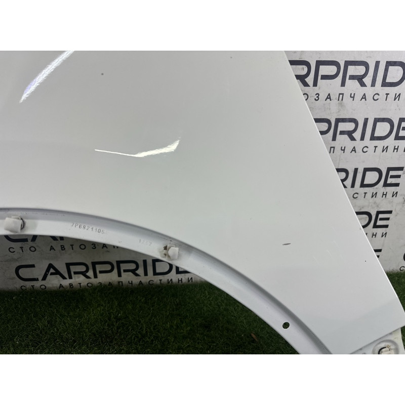 Крыло (наружные элементы кузова) Volkswagen Touareg NF 2013 3.0 Hybrid 7P6821105E