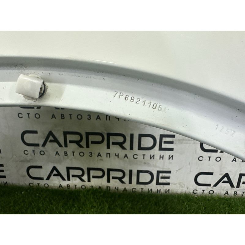 Крыло (наружные элементы кузова) Volkswagen Touareg NF 2013 3.0 Hybrid 7P6821105E