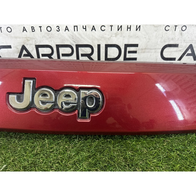 Накладка кришки багажника (кузов і елементи) Jeep Grand Cherokee WK2 2014 3.0 Diesel 5VH07JRPAA