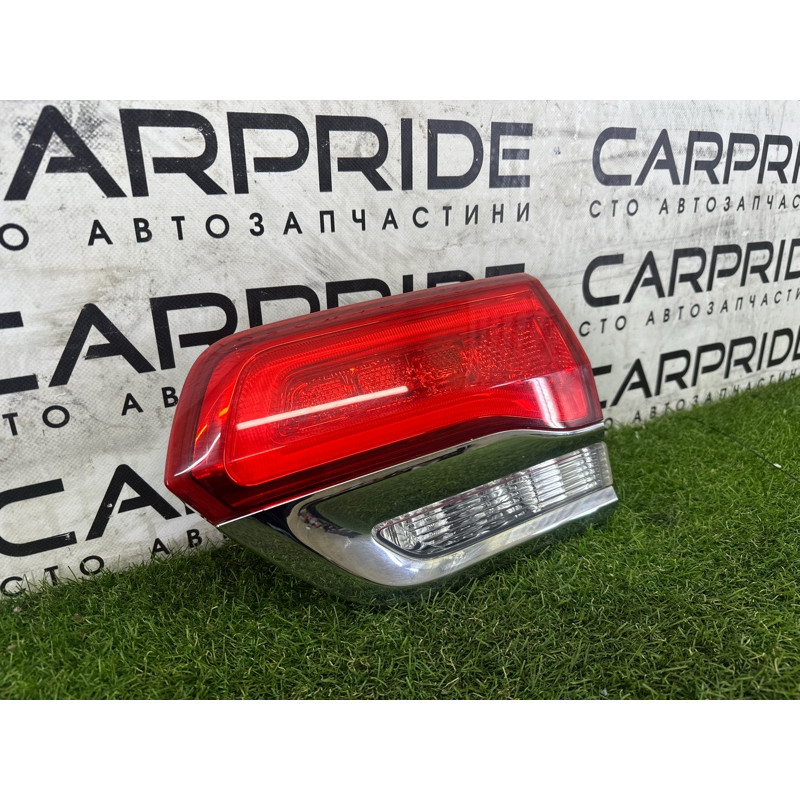 Задний фонарь (оптика) Jeep Grand Cherokee WK2 2014 3.0 Diesel 68110046AC
