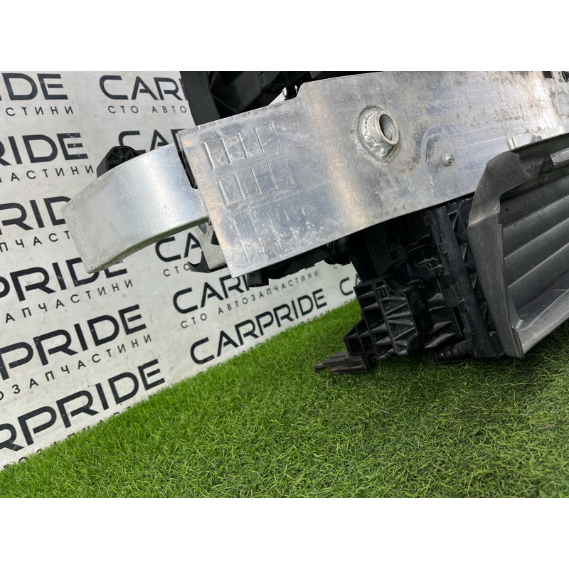 Телевизор (передняя часть кузова) (наружные элементы кузова) Mercedes-Benz EQB 350 X243 2022 A2476201202