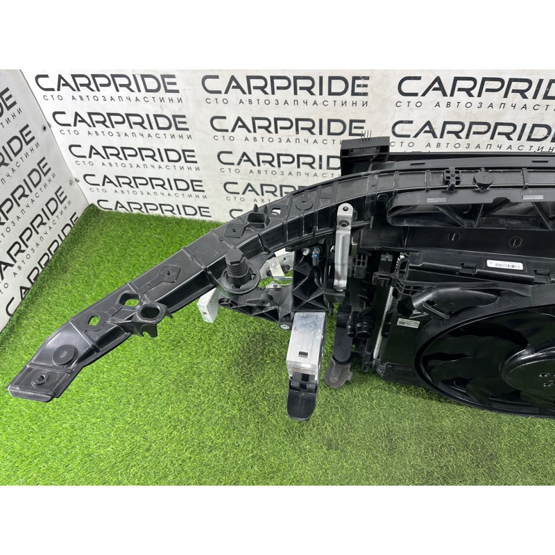 Телевизор (передняя часть кузова) (наружные элементы кузова) Mercedes-Benz EQB 350 X243 2022 A2476201202