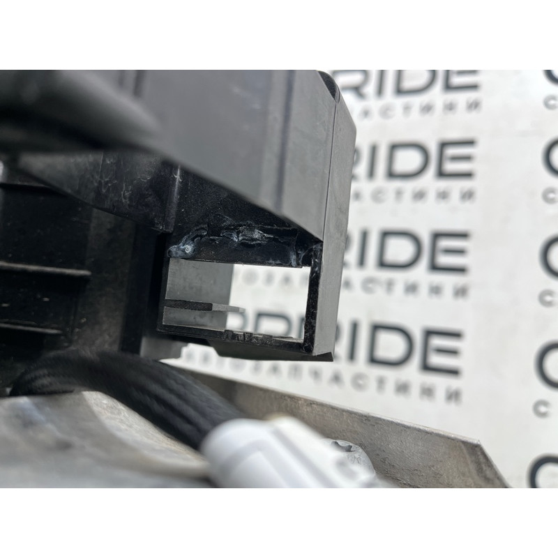 Телевизор (передняя часть кузова) (наружные элементы кузова) Mercedes-Benz EQB 350 X243 2022 A2476201202