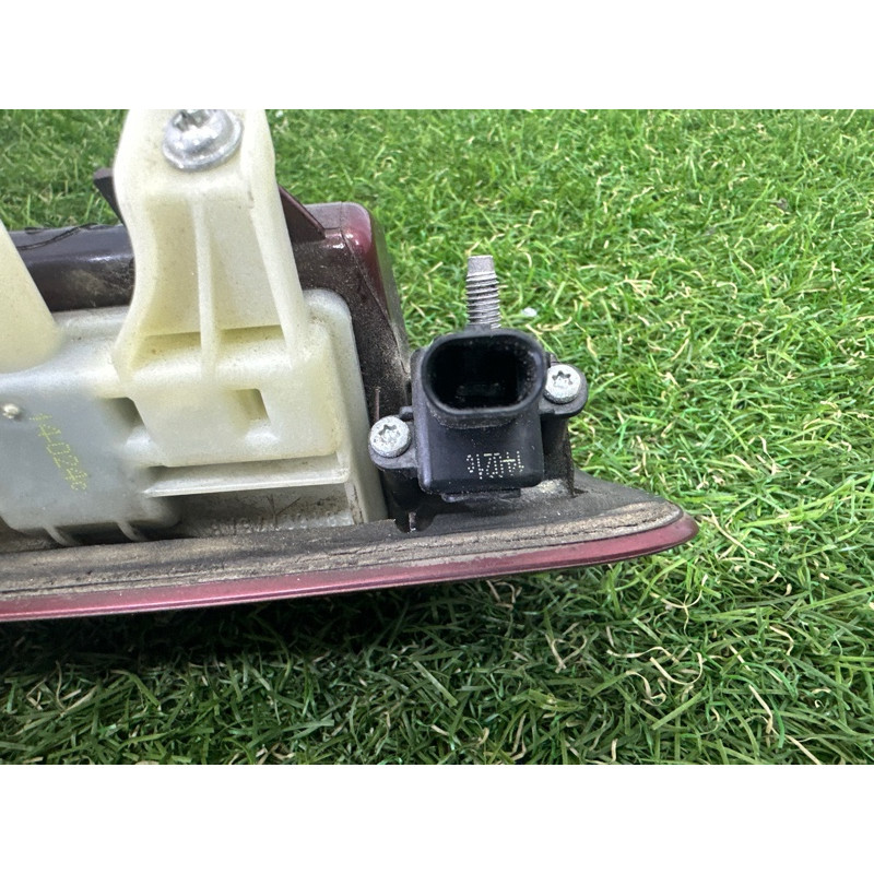 Кнопка открывания крышки багажника (электрика / кнопки) Jeep Grand Cherokee WK2 2014 3.0 Diesel 1YK38JRPAA