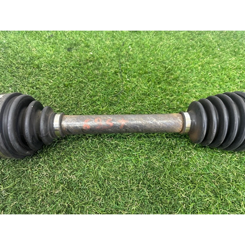 Привод (трансмиссия) LAND ROVER Range Rover Evoque L538 2016 2.0 LR061603