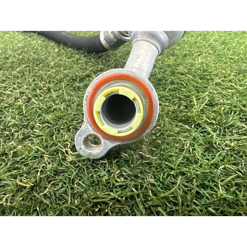 Трубка кондиционера (отопление и кондиционирование) LAND ROVER Range Rover Evoque L538 2016 2.0 LR061889