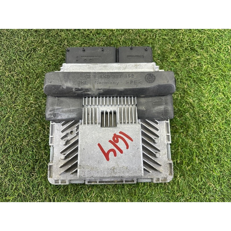 Блок управління двигуном (електрика / блоки управління) AUDI Q5 8R 2012 3.2 8R0907559G