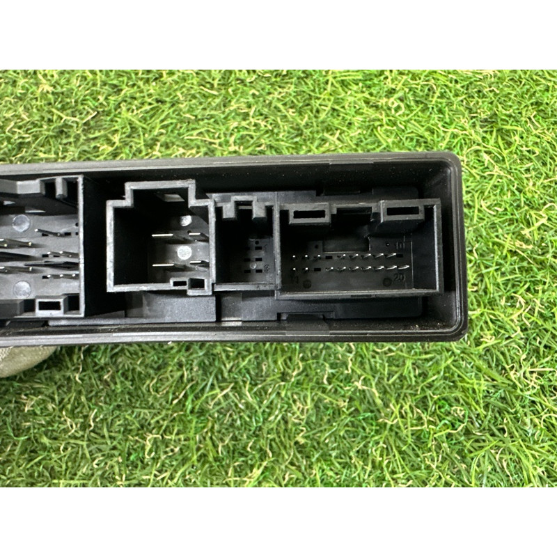 Блок управления сиденьем (електрика / блоки управління) AUDI Q7 4M 2017 3.0 TFSi 4M0959760G