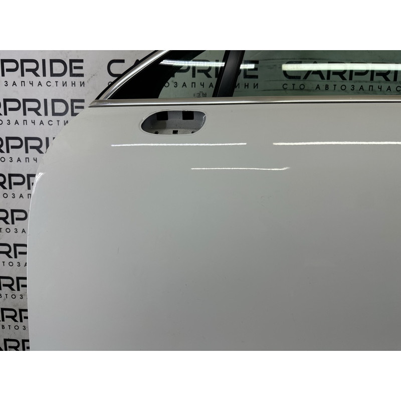 Дверь (наружные элементы кузова) Volkswagen Touareg NF 2013 3.0 Hybrid 7P0831055