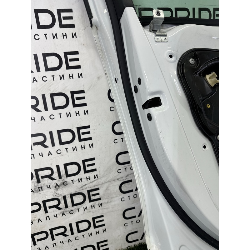 Дверь (наружные элементы кузова) Volkswagen Touareg NF 2013 3.0 Hybrid 7P0831055