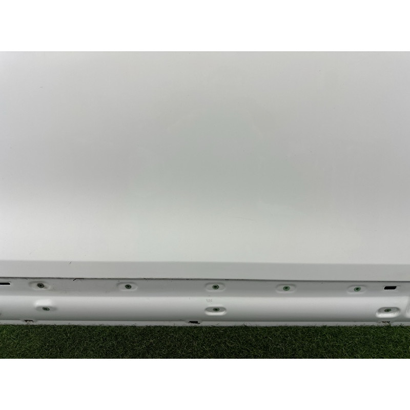 Дверь (наружные элементы кузова) Volkswagen Touareg NF 2011 3.6 7P0831056