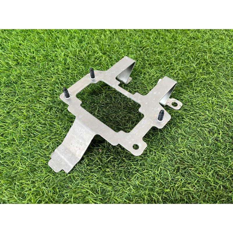 Кронштейн дистроника (кузов и элементы) Mercedes-Benz EQB 350 X243 2022 A2436221900