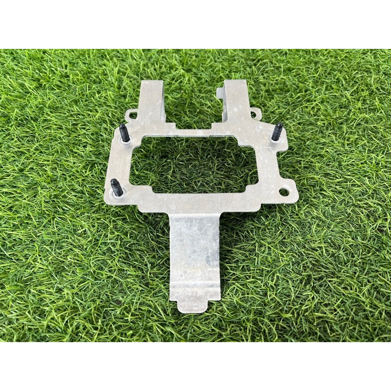 Кронштейн дистроника (кузов и элементы) Mercedes-Benz EQB 350 X243 2022 A2436221900