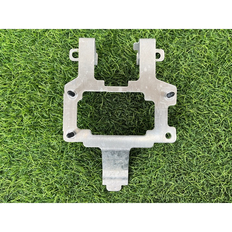 Кронштейн дистроника (кузов и элементы) Mercedes-Benz EQB 350 X243 2022 A2436221900