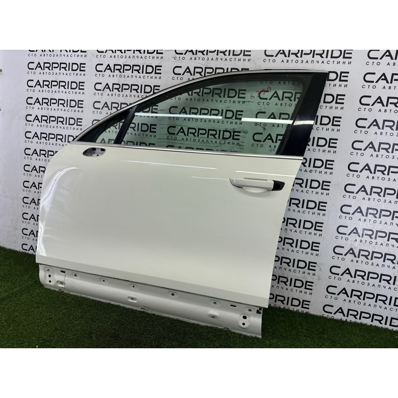 Дверь (наружные элементы кузова) Volkswagen Touareg NF 2011 3.6 7P0831055