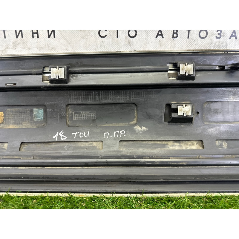 Накладка двері зовнішня (кузов і елементи) Volkswagen Touareg NF 2011 3.6 7P6854940HGRU