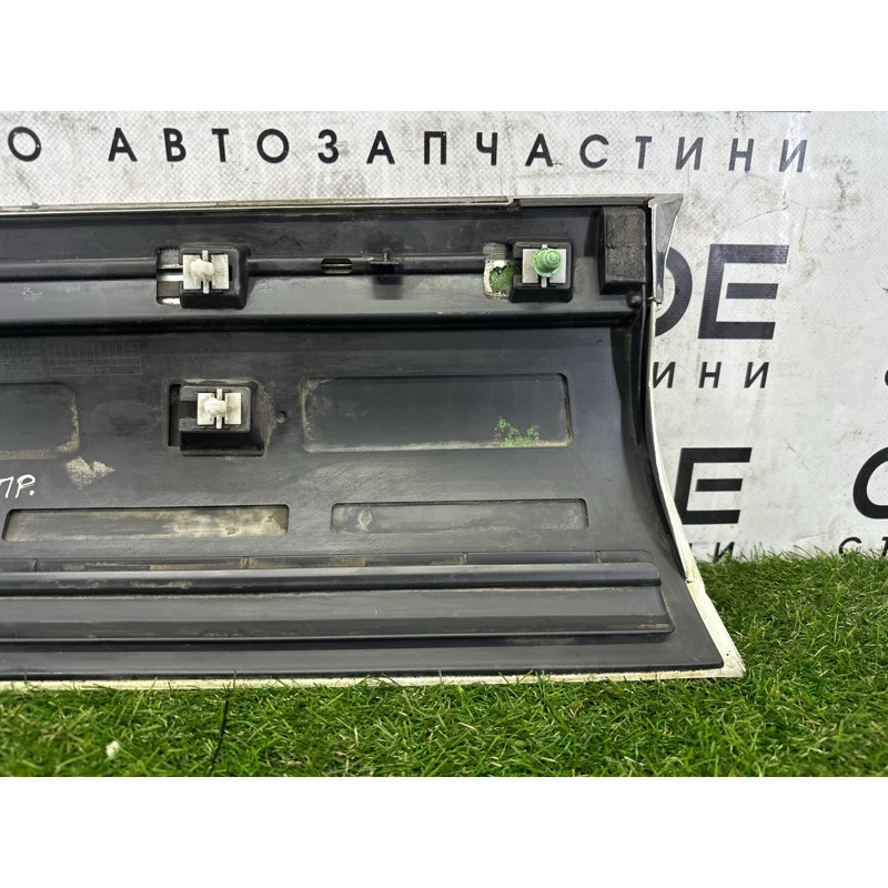 Накладка двері зовнішня (кузов і елементи) Volkswagen Touareg NF 2011 3.6 7P6854940HGRU