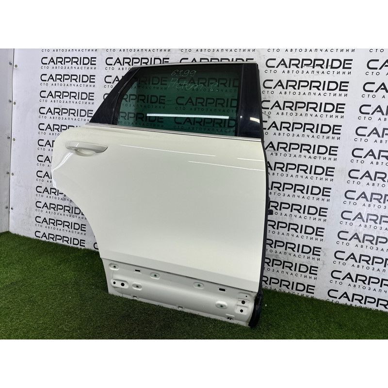 Дверь (наружные элементы кузова) Volkswagen Touareg NF 2011 3.6 7P0833056