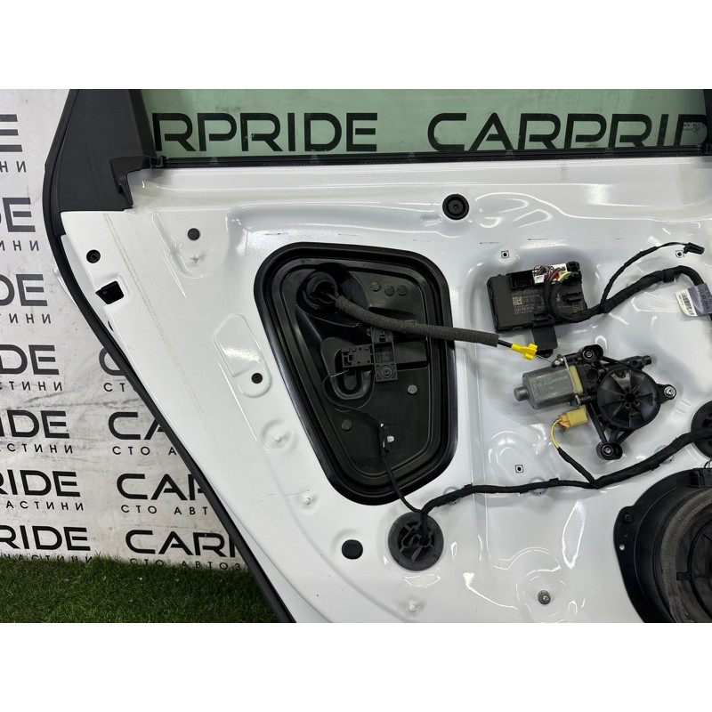 Дверь (наружные элементы кузова) AUDI A4 B9 2017 2.0 TFSI 8W5833051C