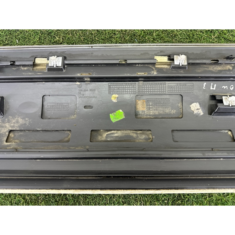 Накладка двері зовнішня (кузов і елементи) Volkswagen Touareg NF 2011 3.6 7P6854950HGRU