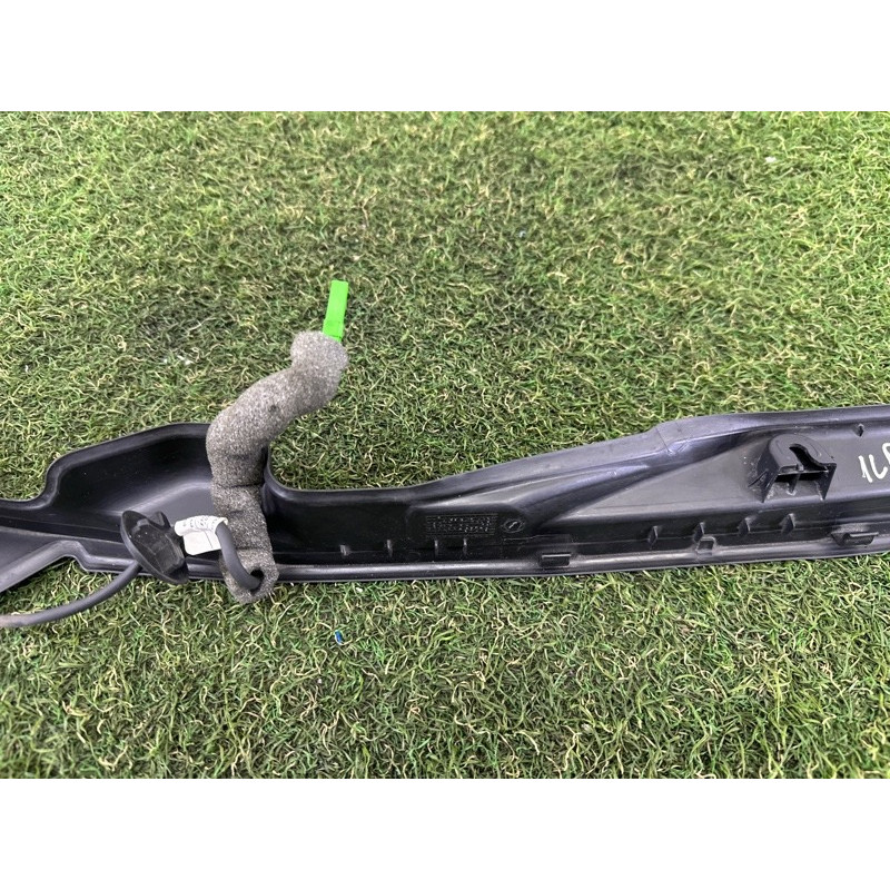 Датчик открытия багажника (электрика / датчики) LAND ROVER Range Rover L405 2016 5.0 LR034417