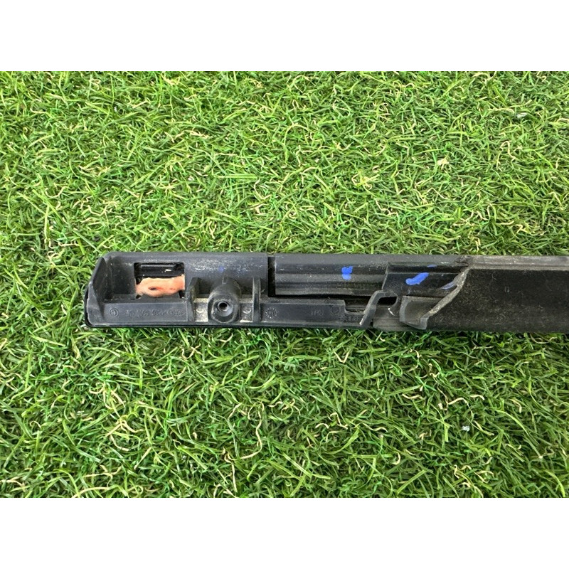 Молдинг стекла (кузов и элементы) LAND ROVER Range Rover L405 2016 5.0 LR034033