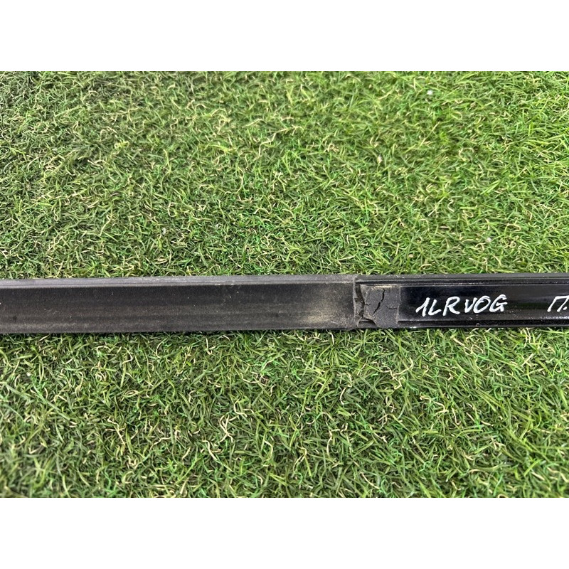 Молдинг стекла (кузов и элементы) LAND ROVER Range Rover L405 2016 5.0 LR034033