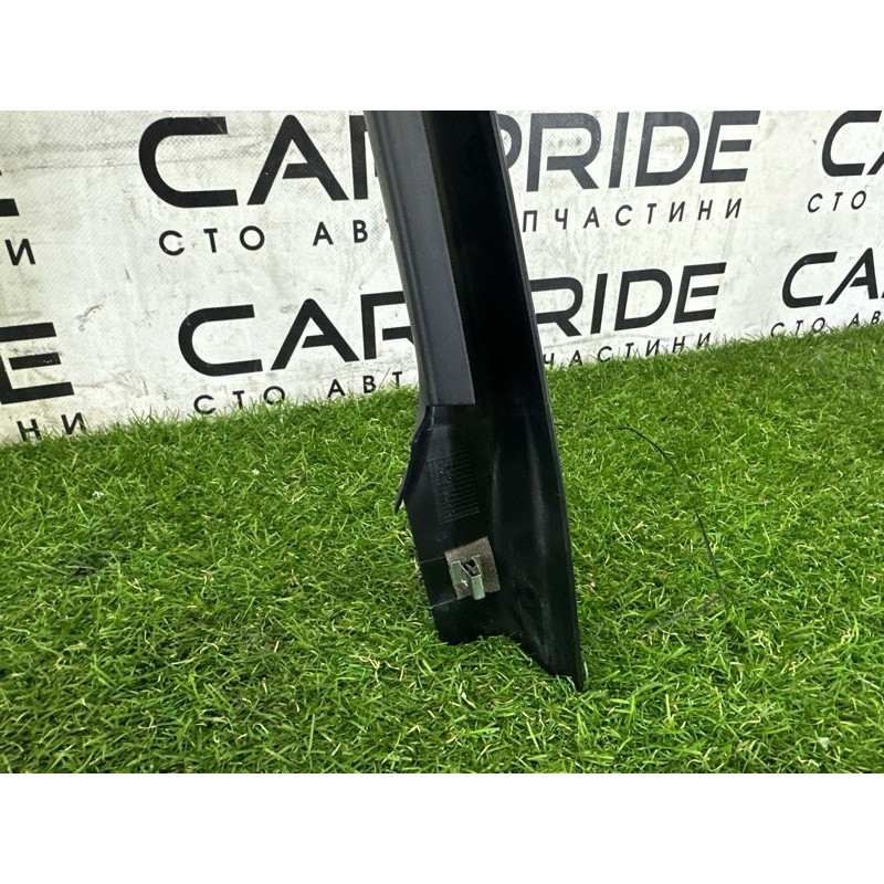 Молдинг стекла внутренний (зовнішні елементи кузова) BMW X5 F15 2015 4.4 51427292516