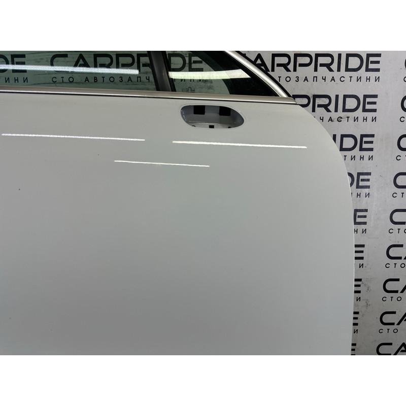 Дверь (наружные элементы кузова) Volkswagen Touareg NF 2013 3.0 Hybrid 7P0831056