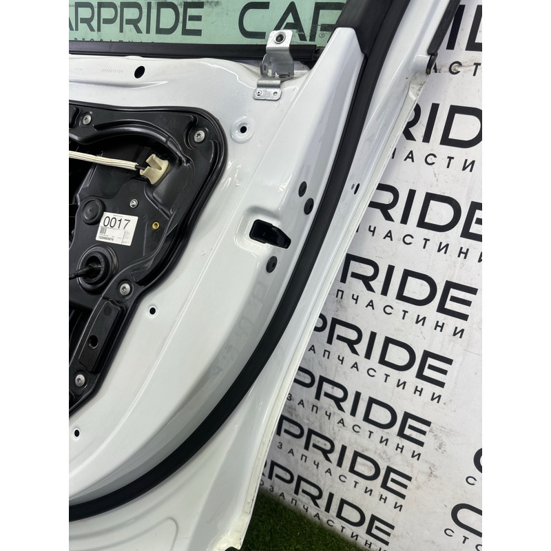 Дверь (наружные элементы кузова) Volkswagen Touareg NF 2013 3.0 Hybrid 7P0831056