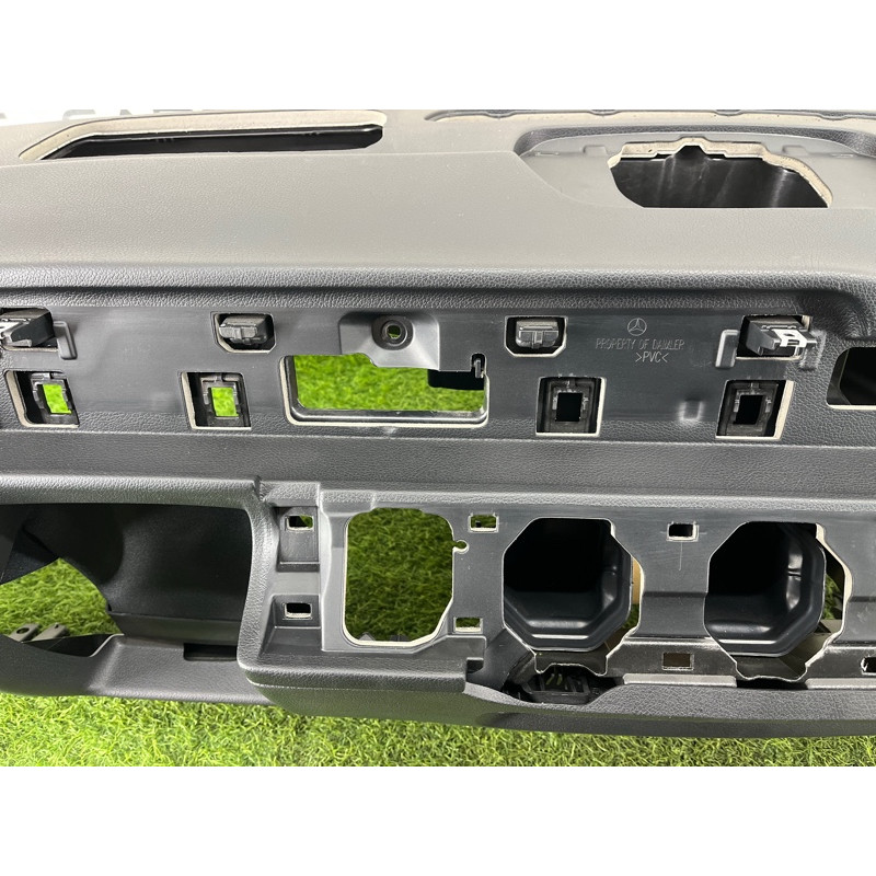 Торпедо (салон) Mercedes-Benz EQB 350 X243 2022 A24768092009051