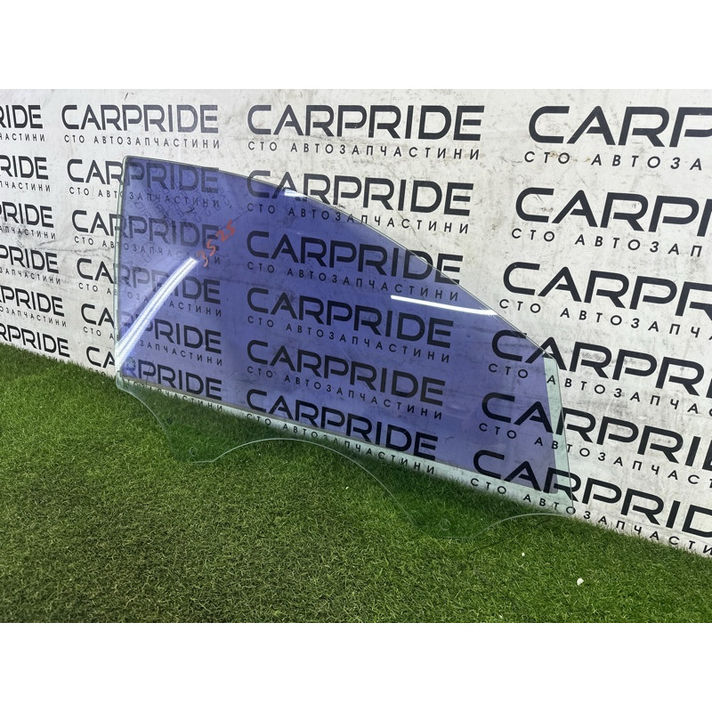 Стекло (кузов и элементы) AUDI A8 D4 2011 4.2 CDRA 4H0845202A