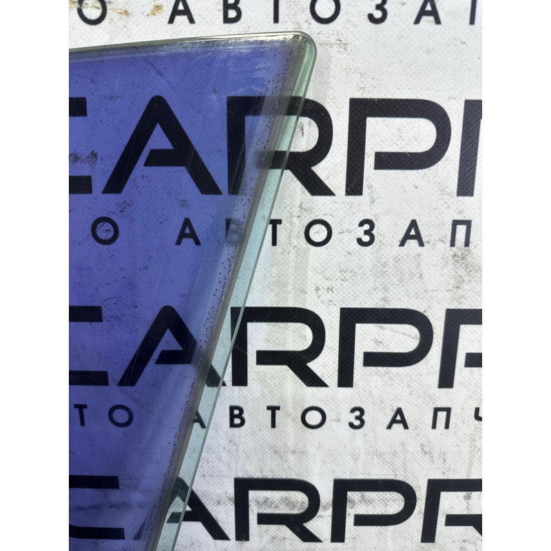 Стекло (кузов и элементы) AUDI A8 D4 2011 4.2 CDRA 4H0845202A