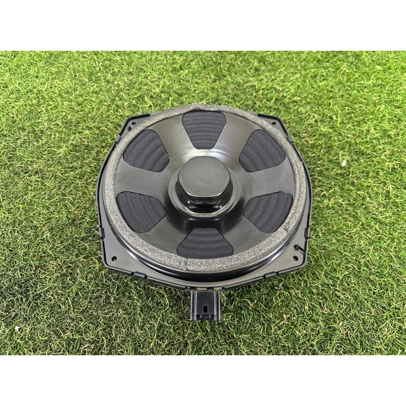 Динамик (электрика) LAND ROVER RANGE ROVER Sport L494 2016 3.0 Diesel LR078623