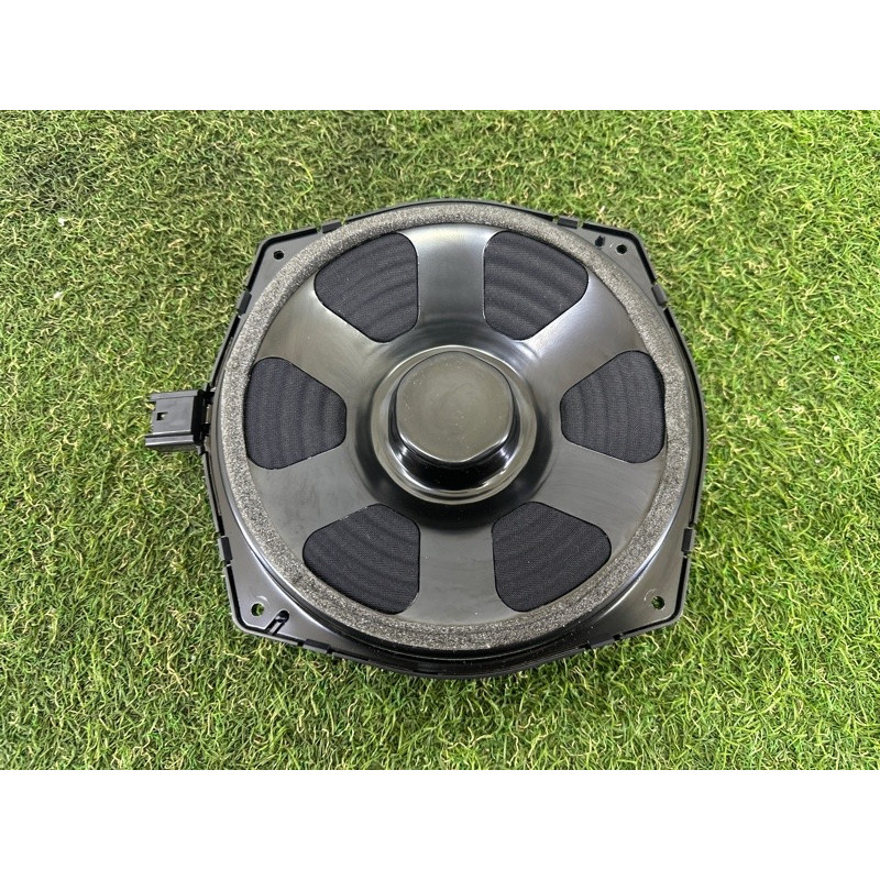 Динамик (электрика) LAND ROVER RANGE ROVER Sport L494 2016 3.0 Diesel LR078623