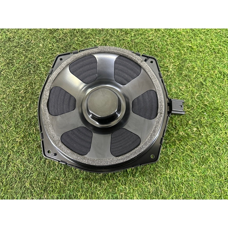 Динамик (электрика) LAND ROVER RANGE ROVER Sport L494 2016 3.0 Diesel LR078623