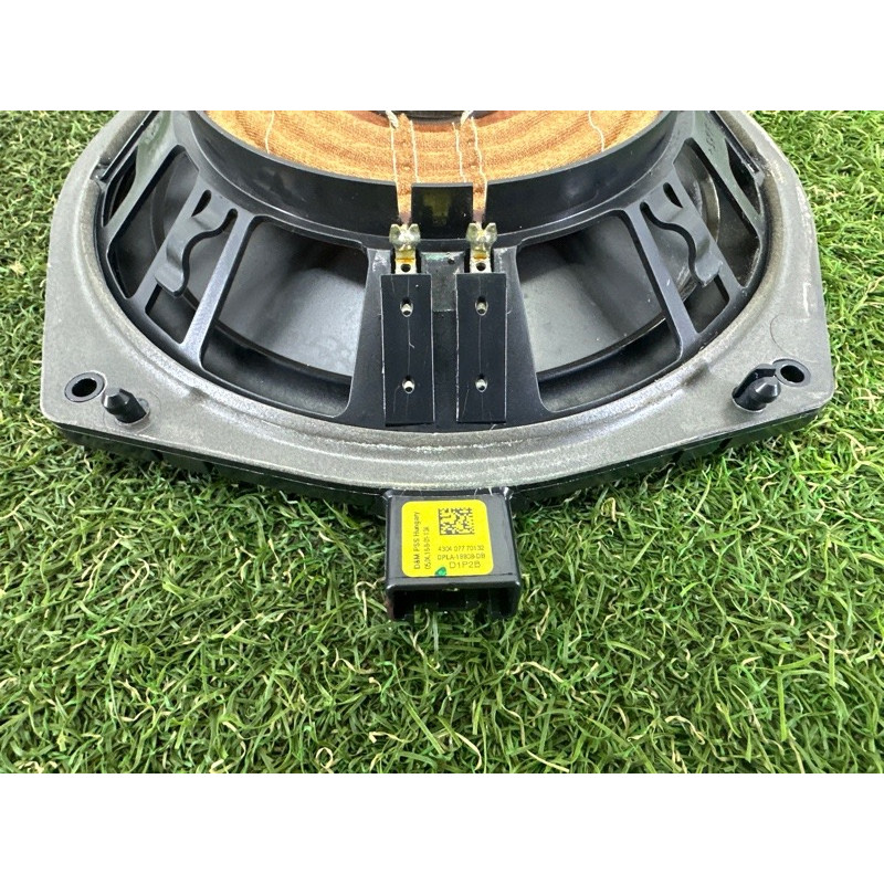 Динамик (электрика) LAND ROVER RANGE ROVER Sport L494 2016 3.0 Diesel LR078623