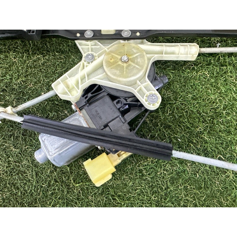 Механизм стеклоподъемника (кузов и элементы) LAND ROVER RANGE ROVER Sport L494 2016 3.0 Diesel LR078870