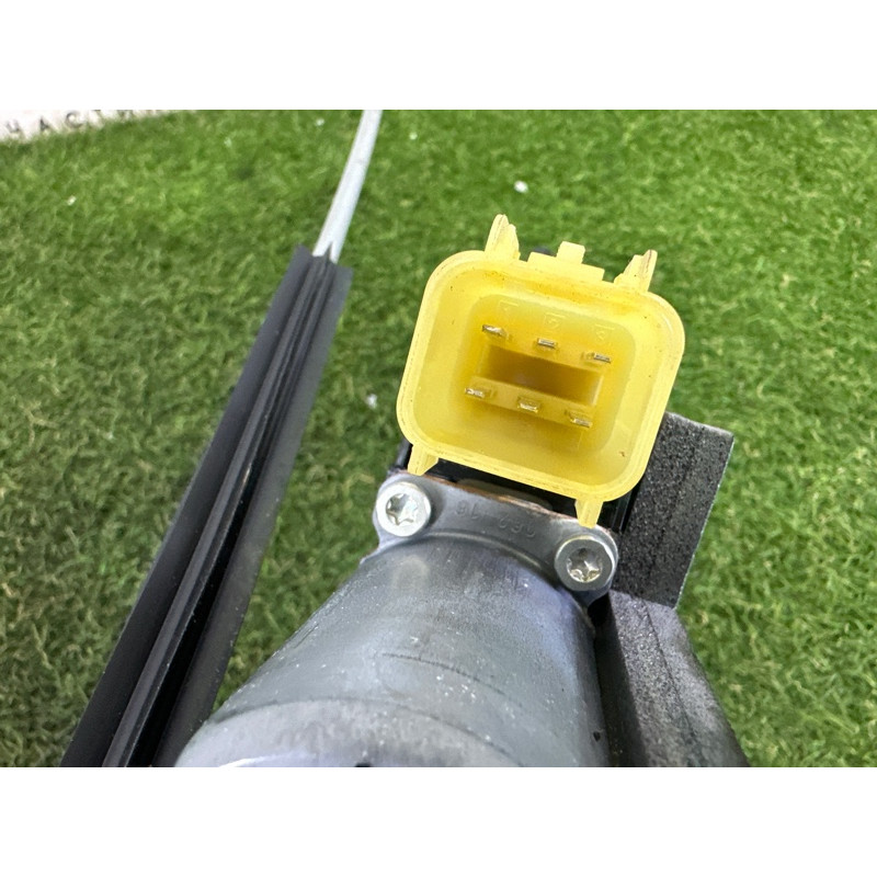 Механизм стеклоподъемника (кузов и элементы) LAND ROVER RANGE ROVER Sport L494 2016 3.0 Diesel LR078870