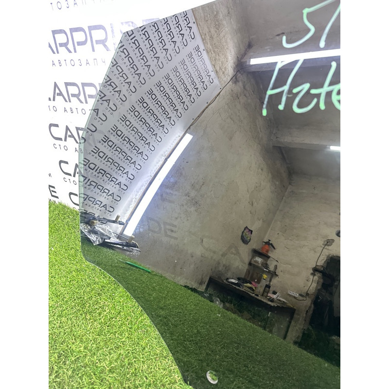 Стекло (кузов и элементы) LAND ROVER RANGE ROVER Sport L494 2016 3.0 Diesel LR043951