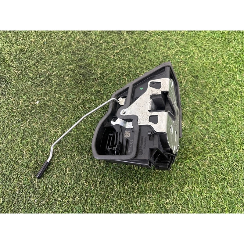 Замок двери (кузов и элементы) BMW X1 E84 2014 2.0 51227229460